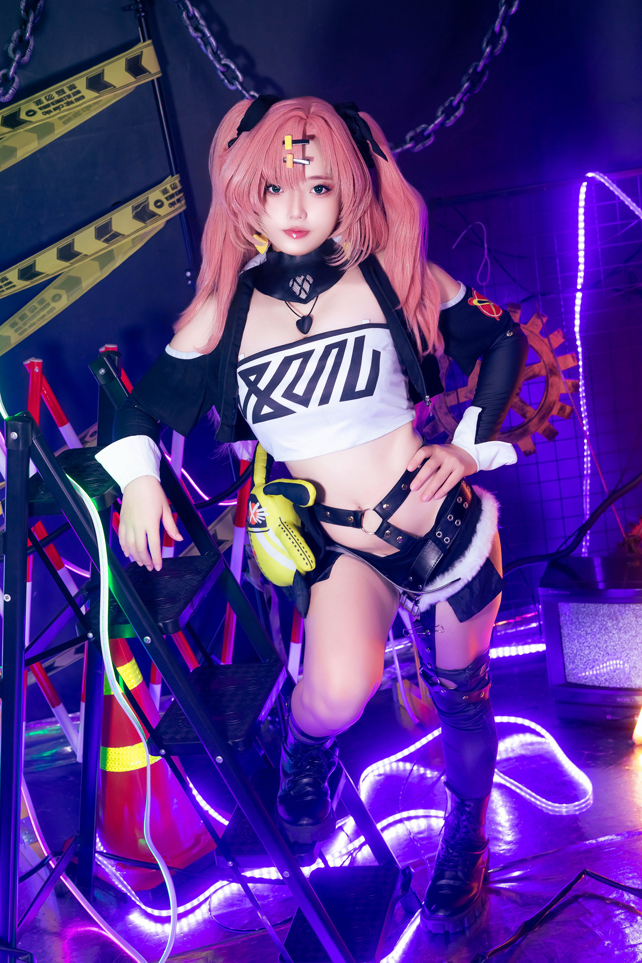 Cosplay 界璀璨之星 Messie Huang 写真集超惊艳 1 Cosplay 界璀璨之星 Messie Huang 写真集超惊艳