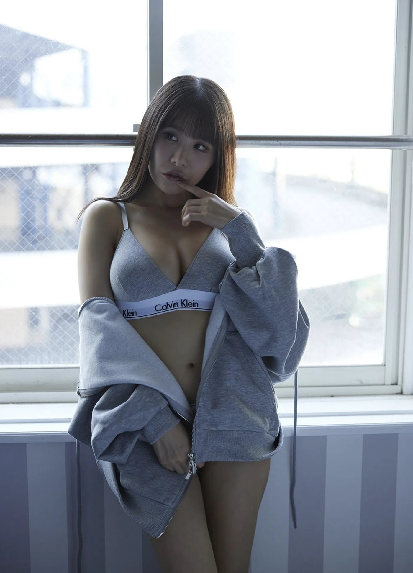 MOMOCHIPO1_19