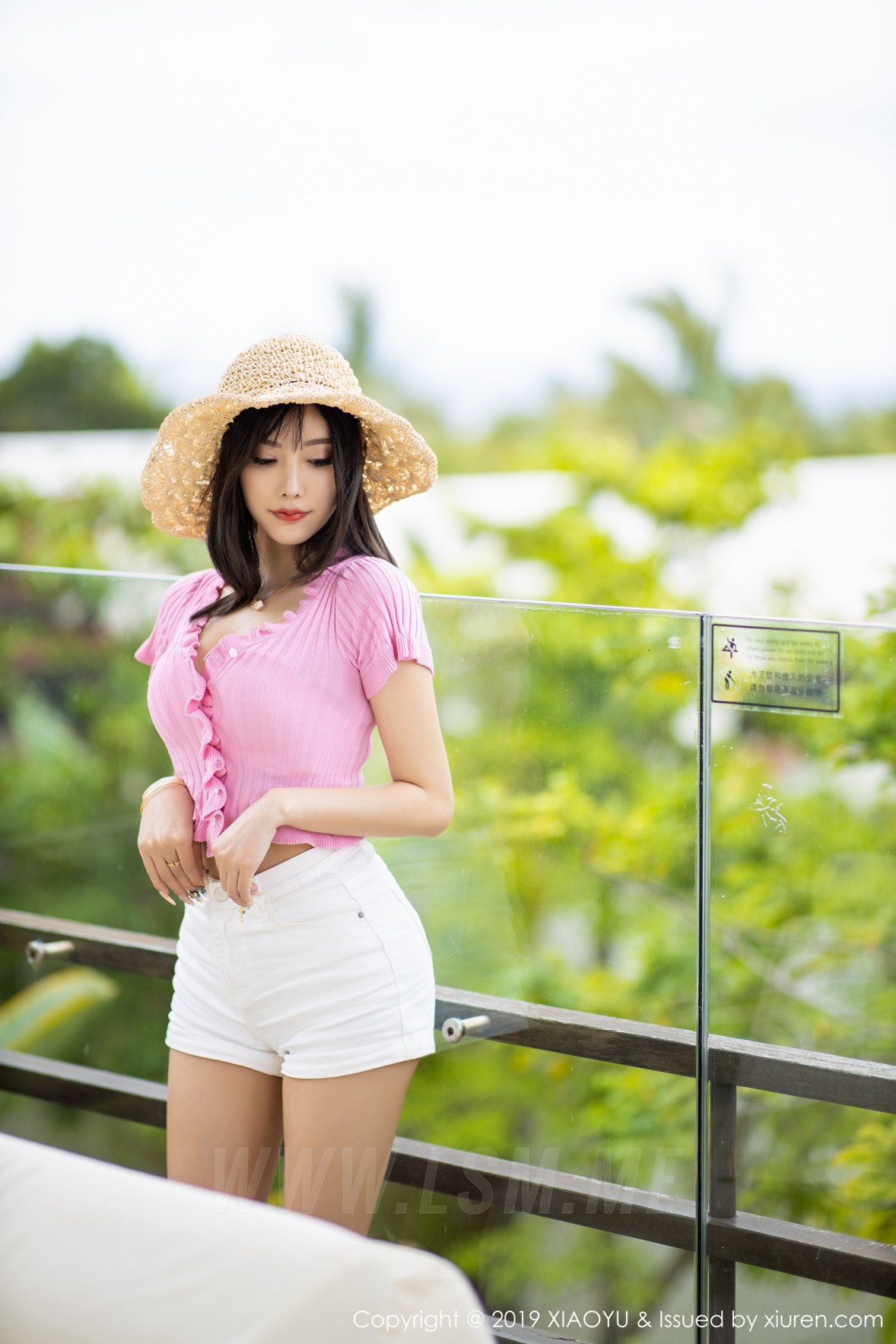 p1587-1446-312334