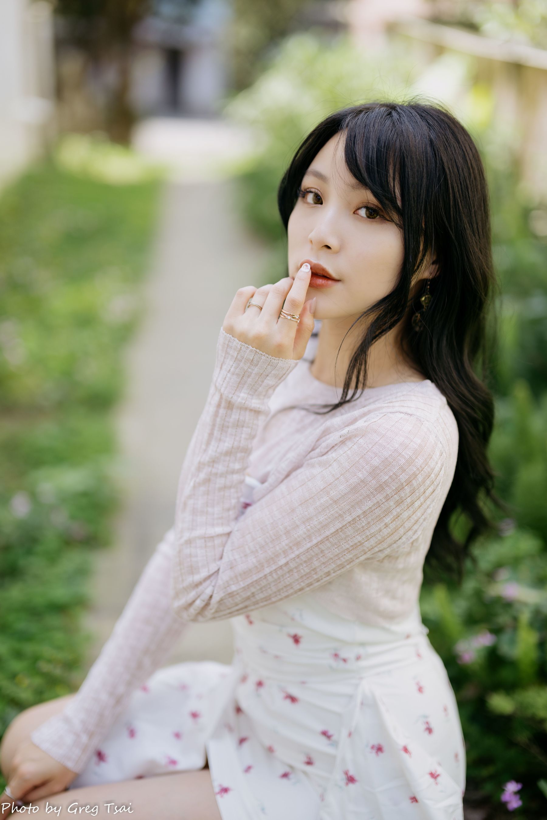 Ashley - 碎花连衣裙:优雅迷人,街头风景线 1 Ashley - 碎花连衣裙:优雅迷人,街头风景线