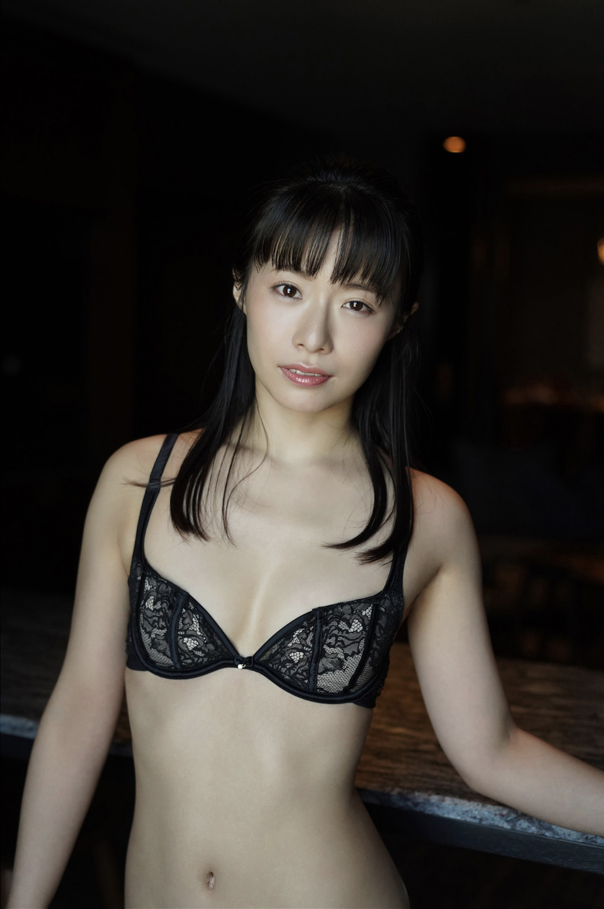 《元 JR 东日本员工 Ichiha Amatsu 天津いちは写真集》